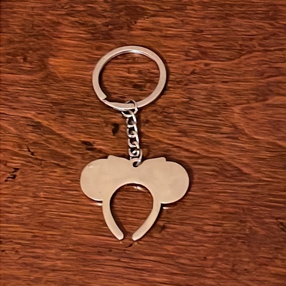 Blue Minnie Ears Keychain! - Picture 4 of 6